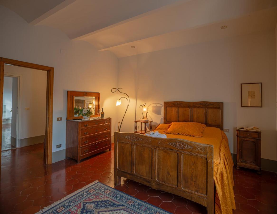 Villa Le Querciolaie Monteverdi Marittimo Eksteriør bilde